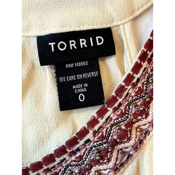 Torrid Women’s Crepe Tank Top Beaded Halter Neck Back Kay Hole Ivory Size 0 - Picture 5 of 7